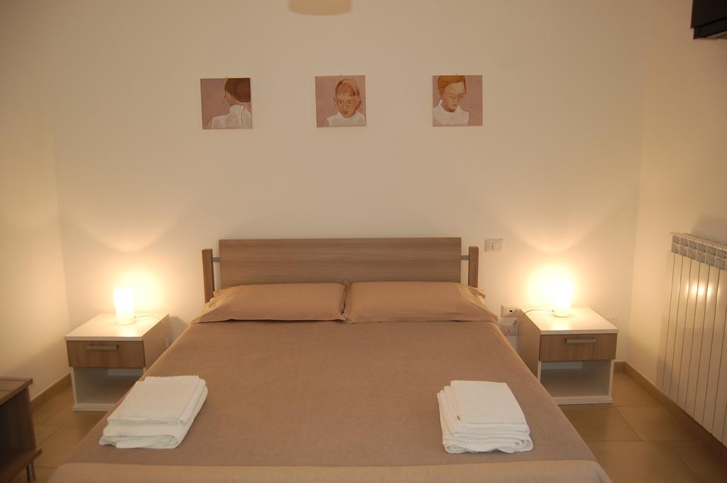 Ypsilhome Castelbuono (Sicily) Exterior foto